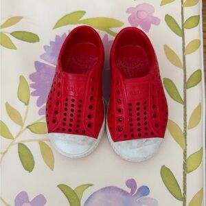 Native Toddler Shoes Size 6